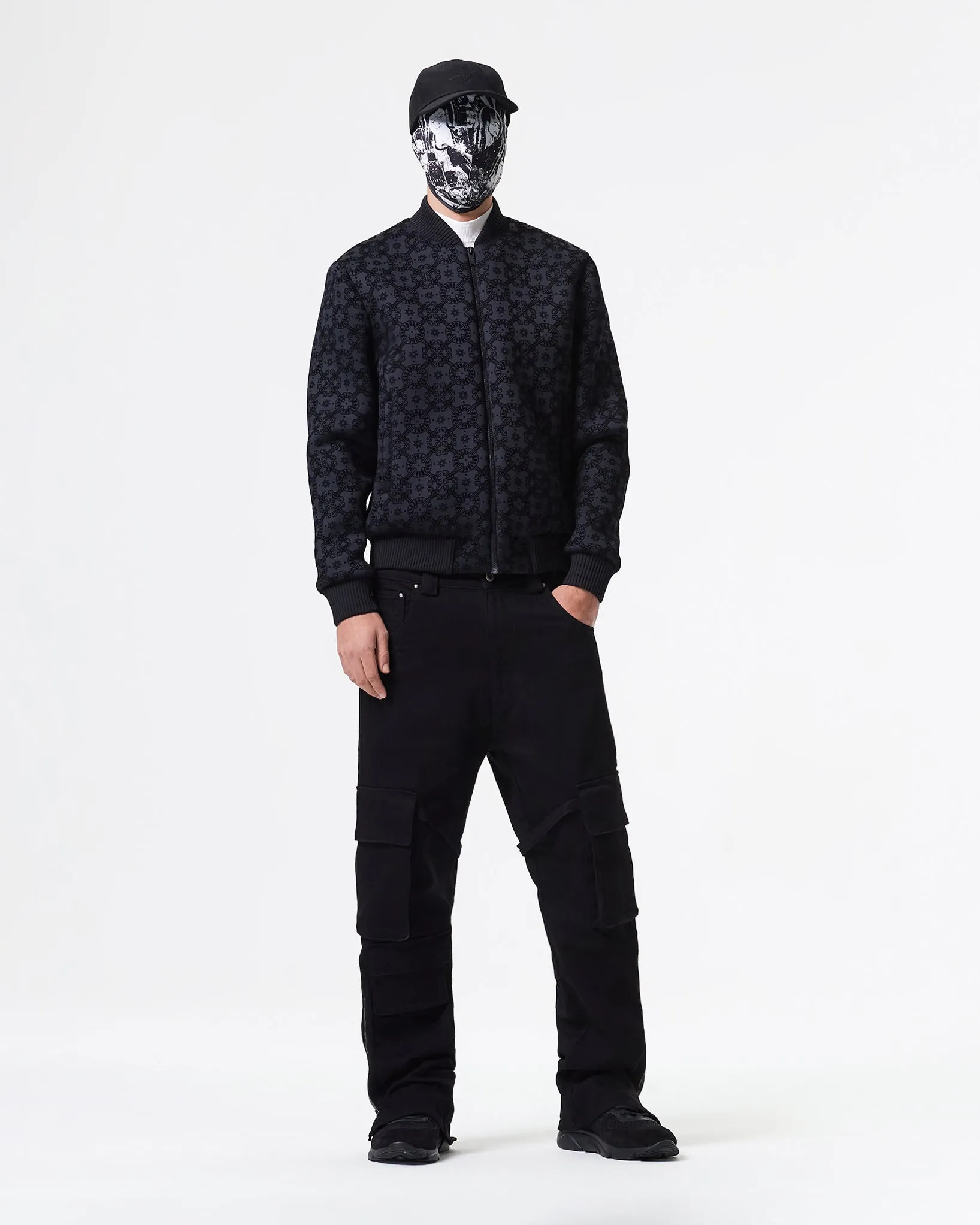 ALLOVER PRINTED BLACK BOMBER